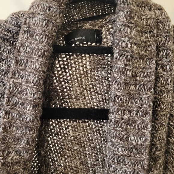 Vero Moda Knit Sweater Shawl - Picture 4 of 4